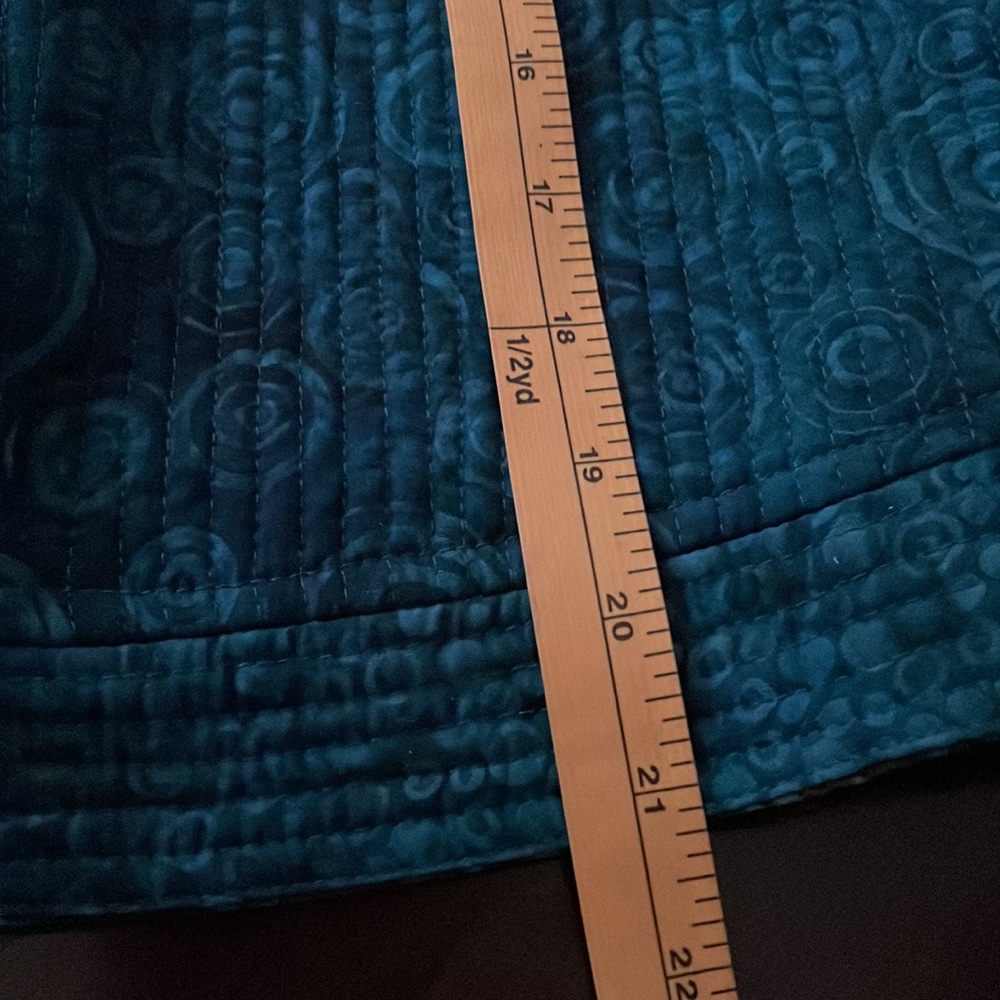 Reversible Jacket - Picture 8 of 8